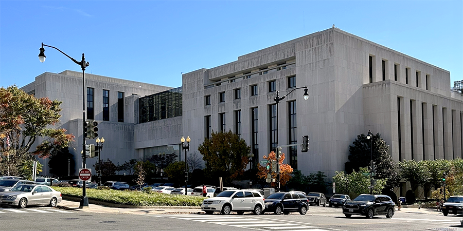 TS_Photo_Courthouse_DC_H_Carl_Moult