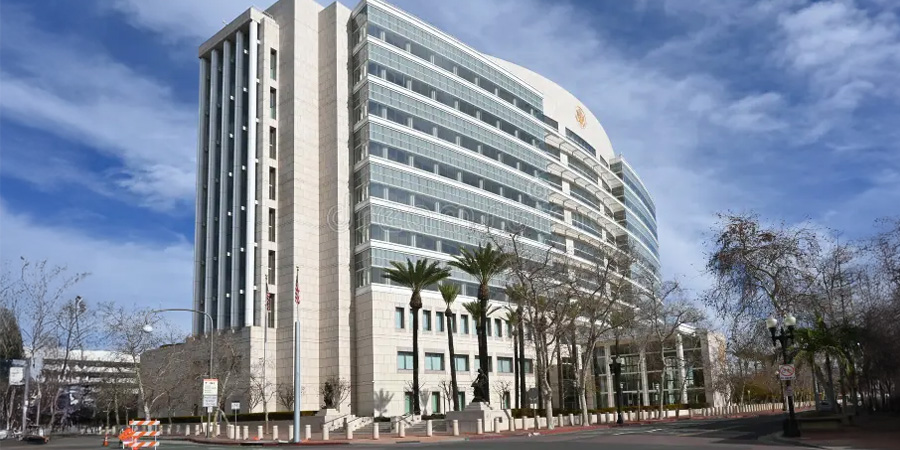 TS_Photo_Courthouse_Ronald_Reagan_