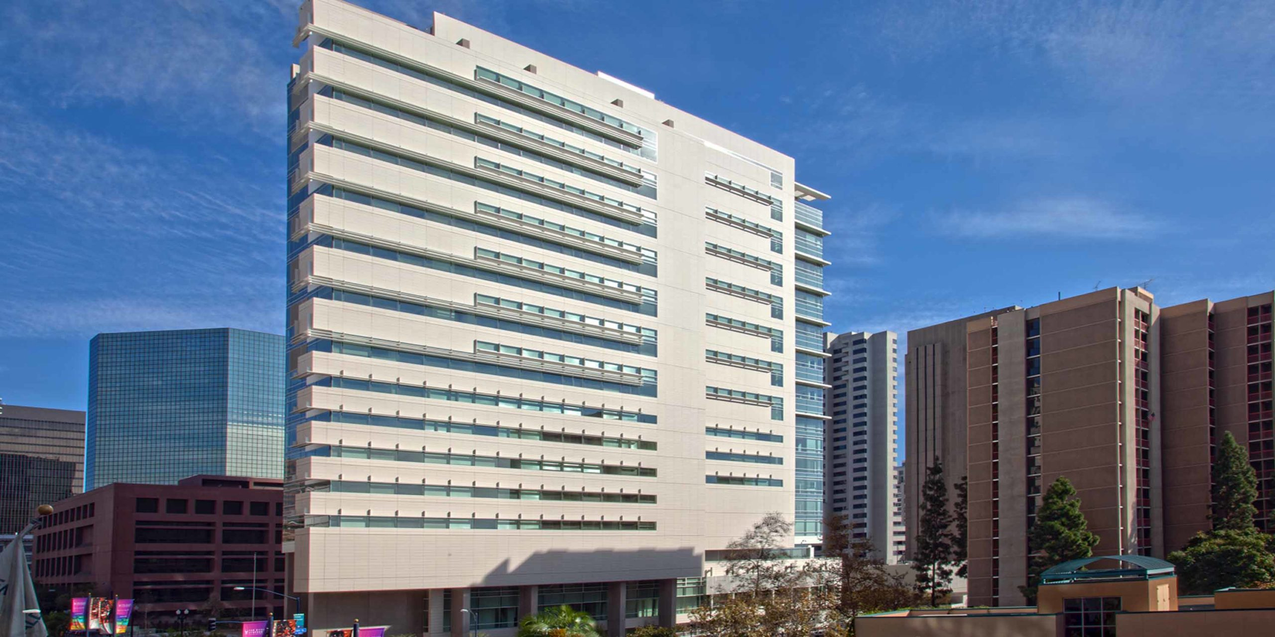 TS_Photo_Courthouse_Ext_SD_James_M_333